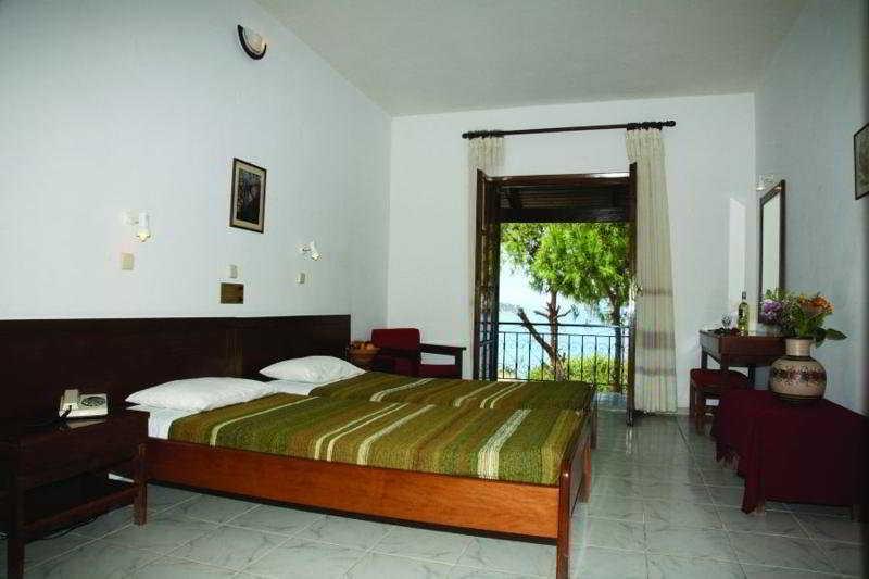 Celia Apartments Vasilikí Екстериор снимка