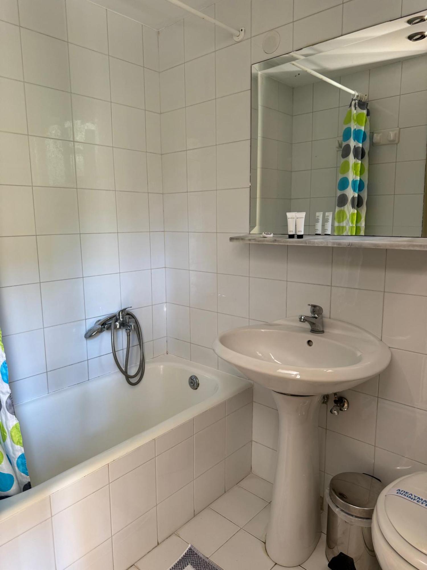 Celia Apartments Vasilikí Екстериор снимка