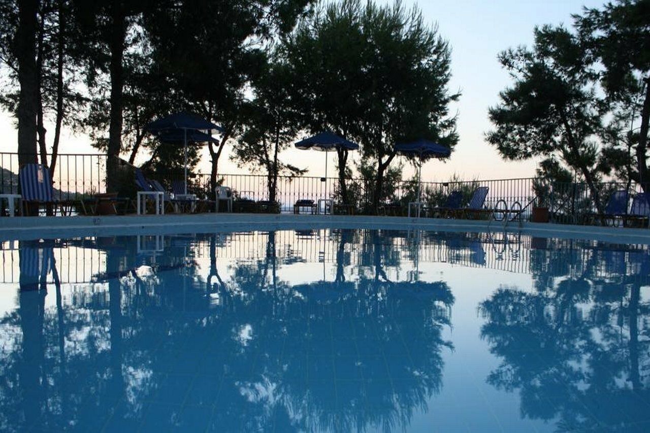 Celia Apartments Vasilikí Екстериор снимка