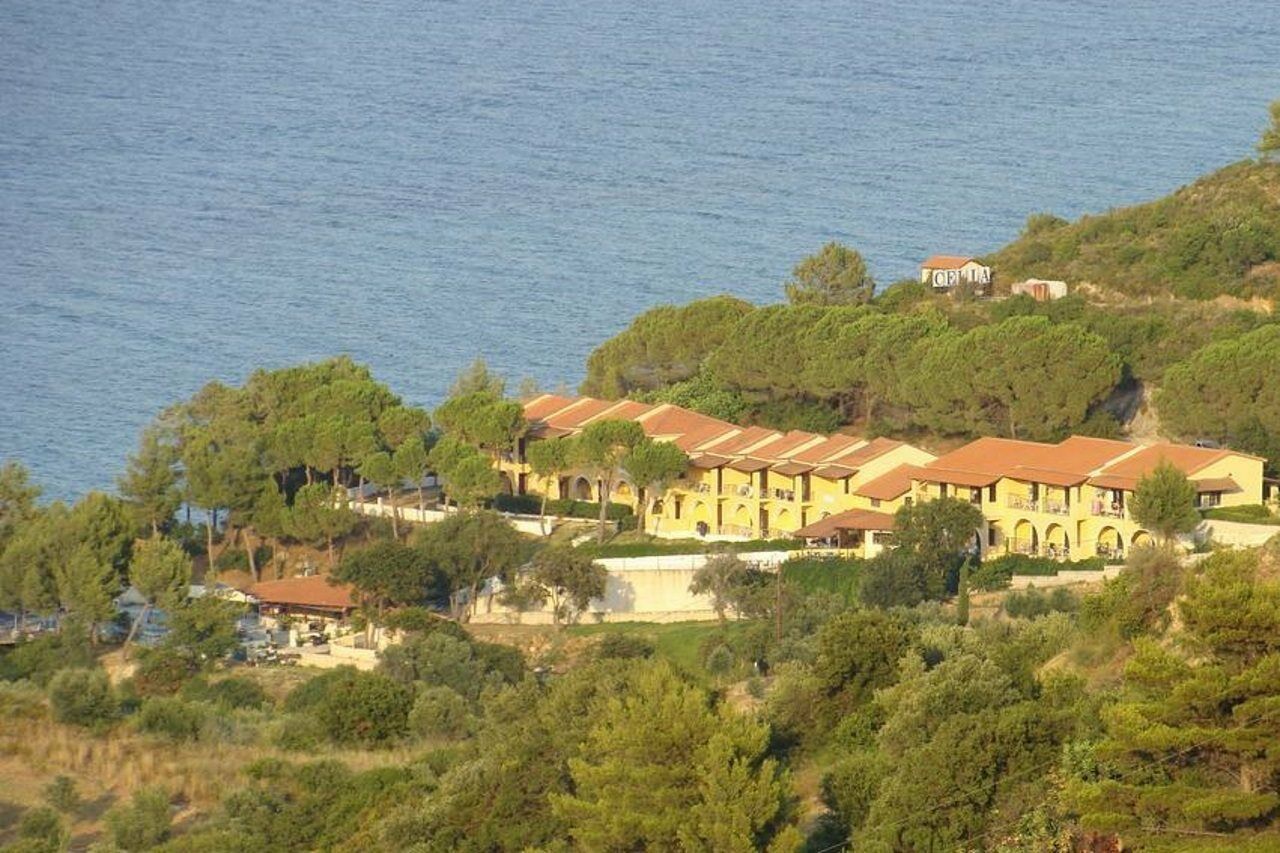 Celia Apartments Vasilikí Екстериор снимка